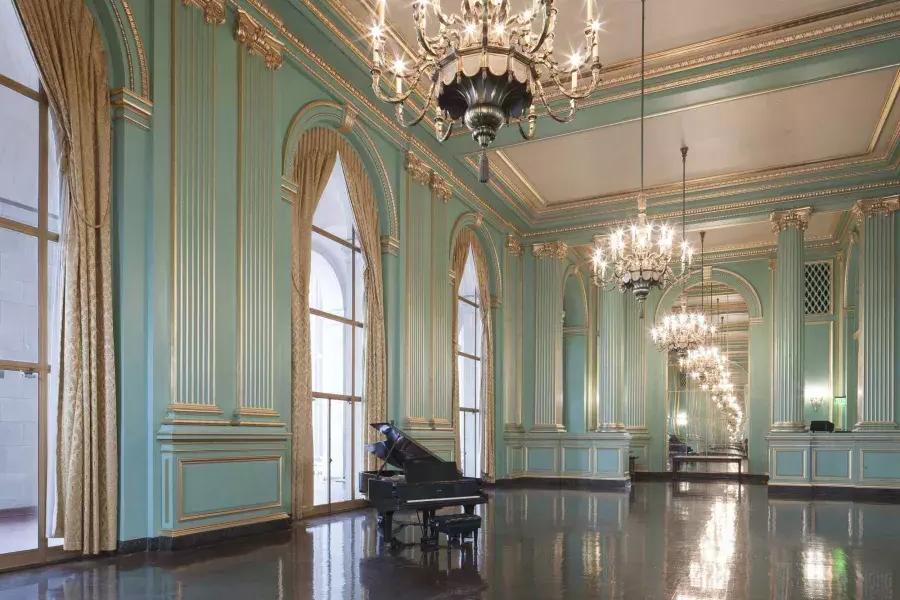 Ornate Green Room of the San Francisco War Memorial & Performing Arts Center.